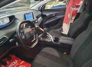 Peugeot 3008 SUV 1,2 l 96 kw