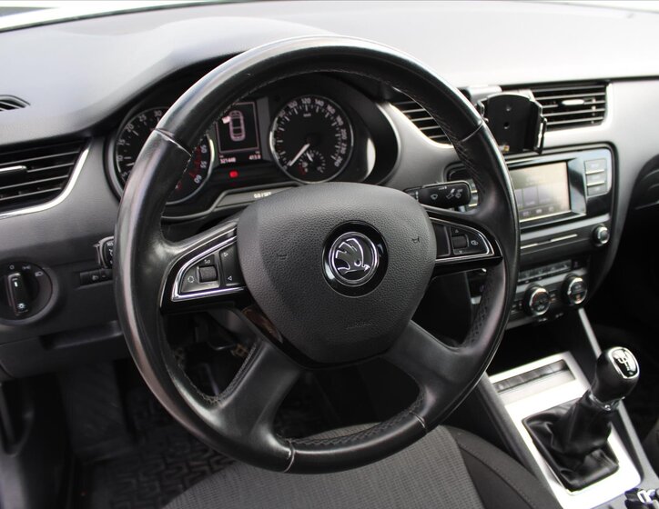 Škoda Octavia 13