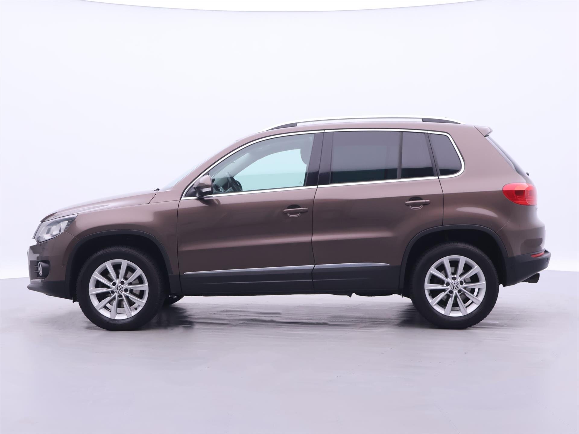 Volkswagen Tiguan SUV 2,0 l 81 kw