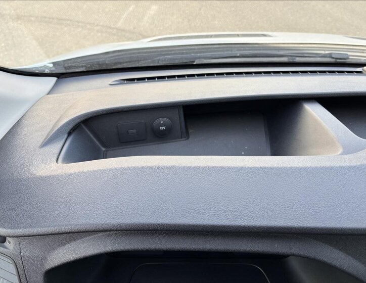 Ford Transit Skříň 2,0 l 96 kw