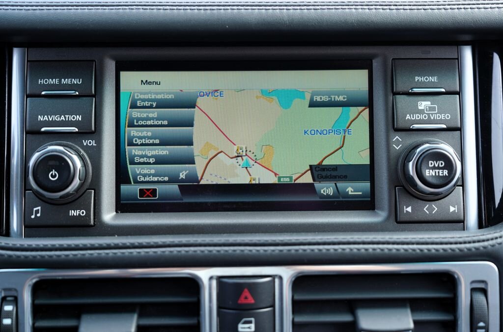 Land Rover Range Rover SUV / Terénní 4,4 l 230 kw