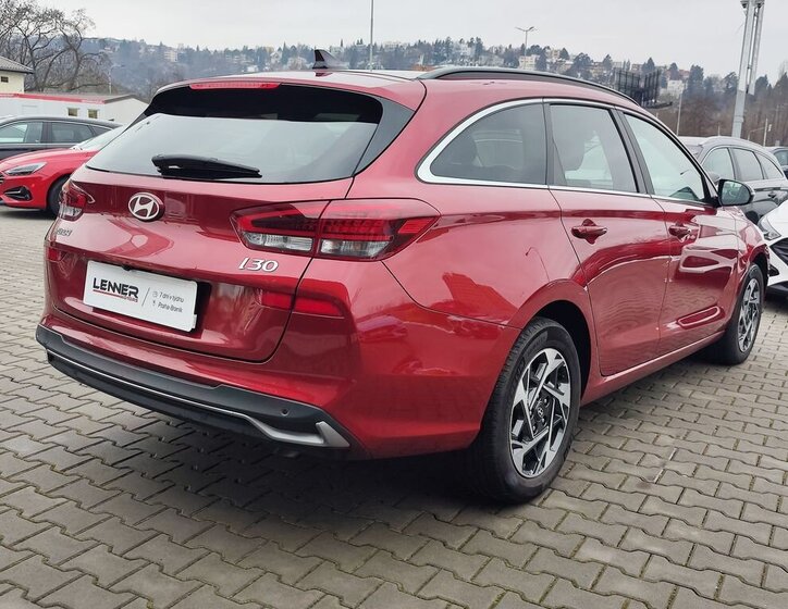 Hyundai i30 Kombi 1,5 l 103 kw