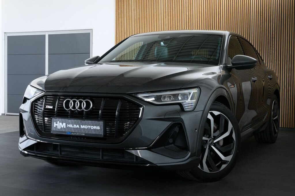 Audi e-tron SUV / Terénní 0,0 300 kw