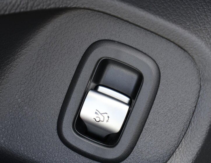 Mercedes-Benz CLE 19