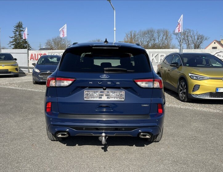 Ford Kuga SUV / Terénní 2,5 l 165 kw