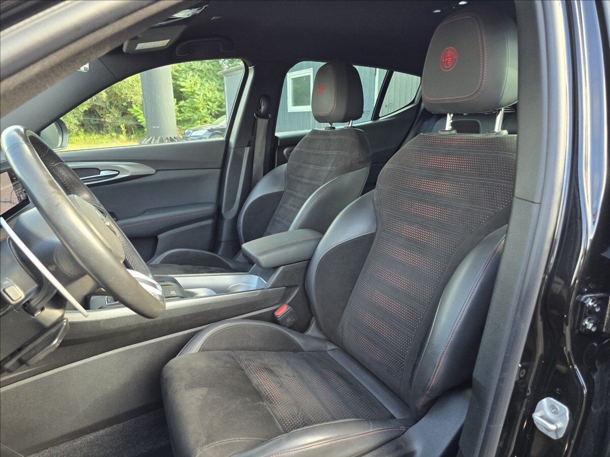 Alfa Romeo Tonale SUV / Terénní 1,5 l 117 kw