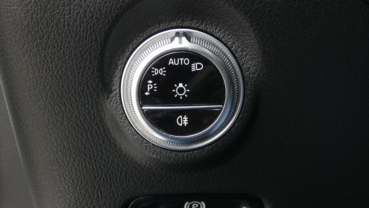 Mercedes-Benz Třídy C Sedan / Limuzína 2,0 l 190 kw
