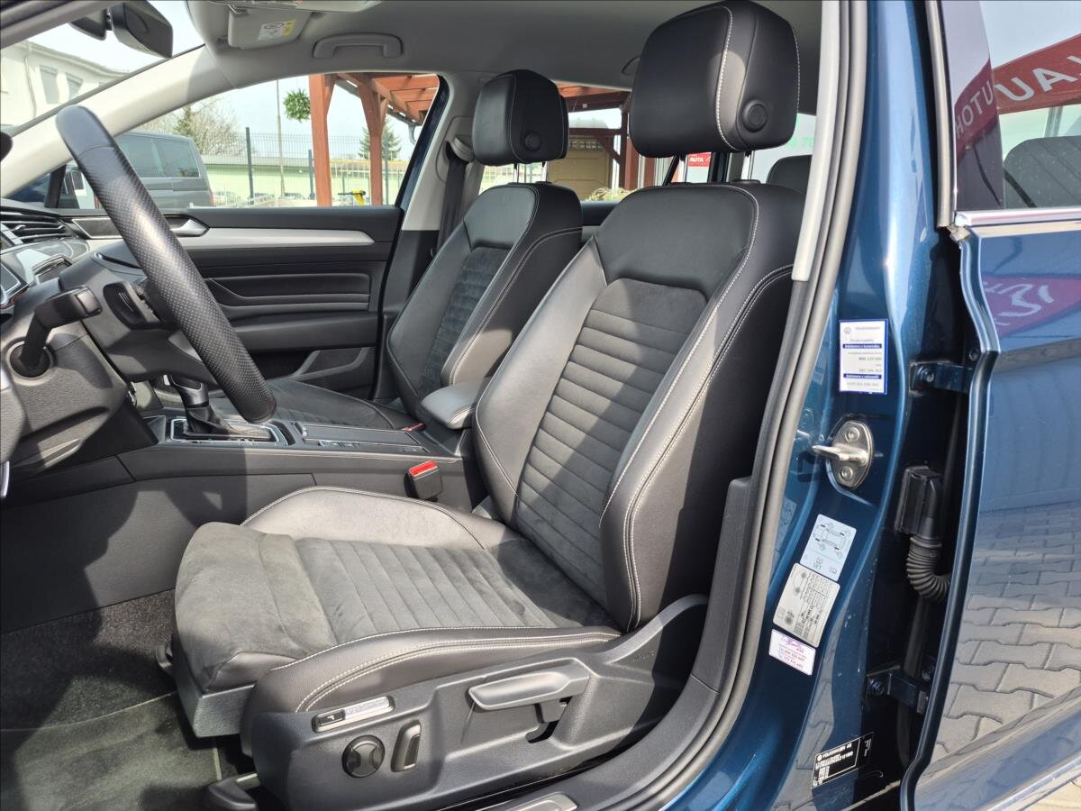 Volkswagen Passat Kombi 1,4 l 160 kw