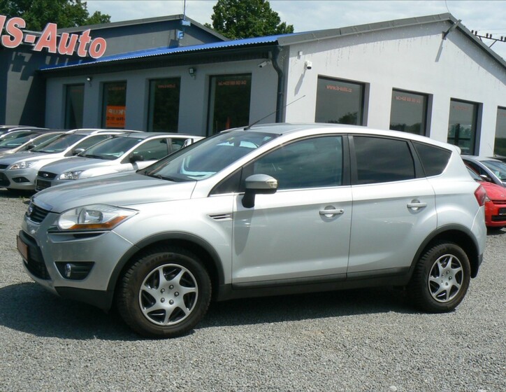 Ford Kuga 1