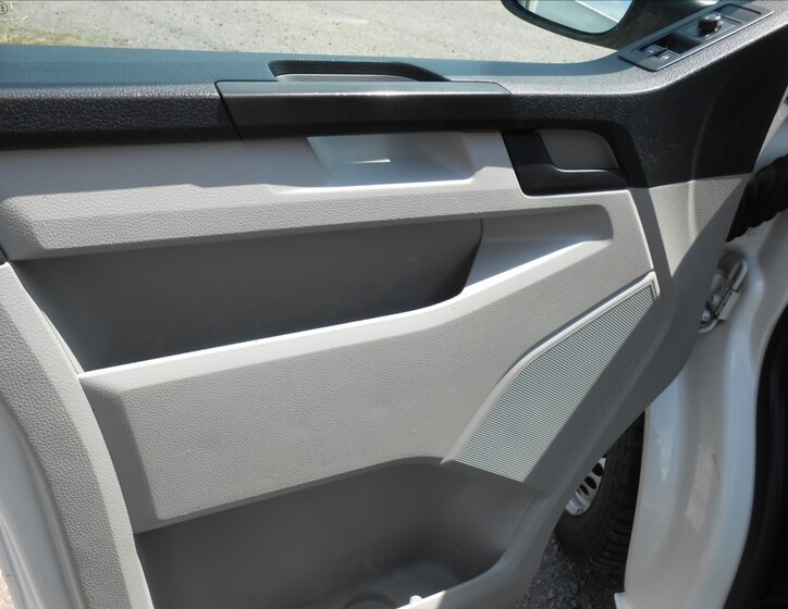 Volkswagen Transporter 14