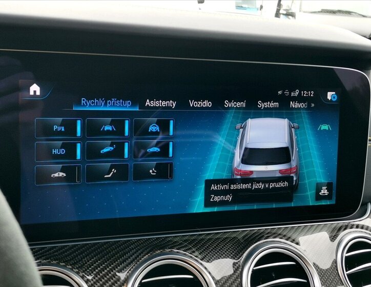 Mercedes-Benz Třídy E 21