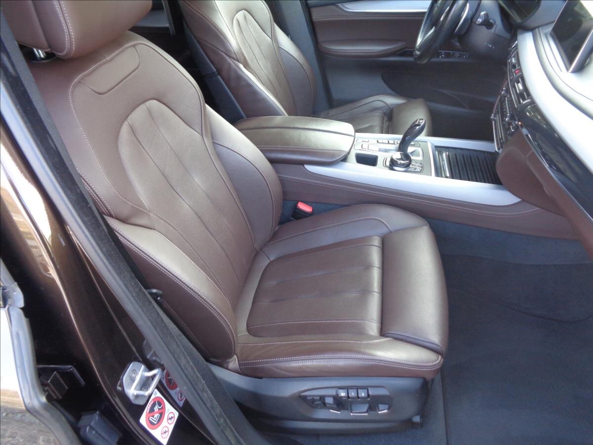 BMW X5 Kombi 2,0 l 180 kw