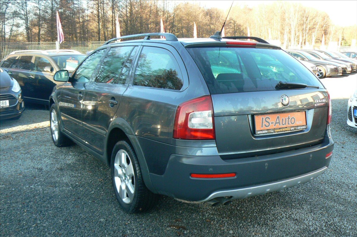 Škoda Octavia Kombi 2,0 l 103 kw