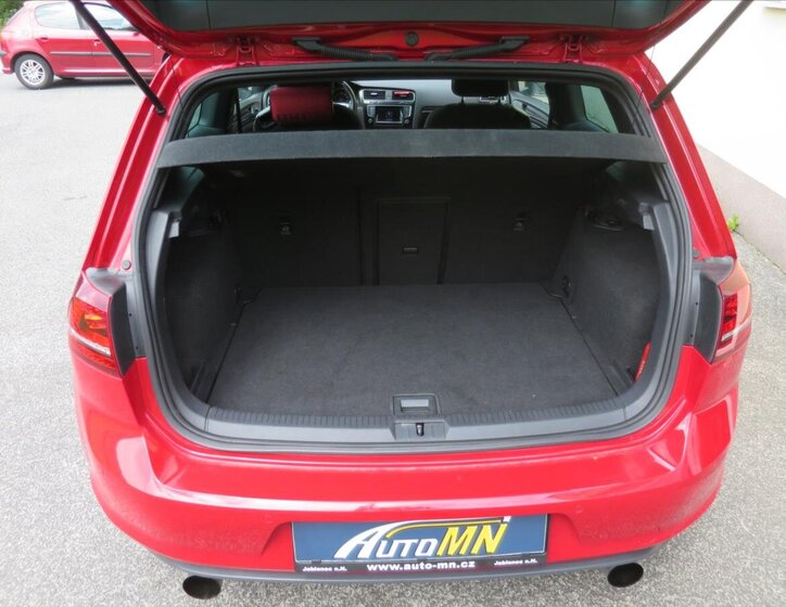 Volkswagen Golf Hatchback 2,0 l 162 kw