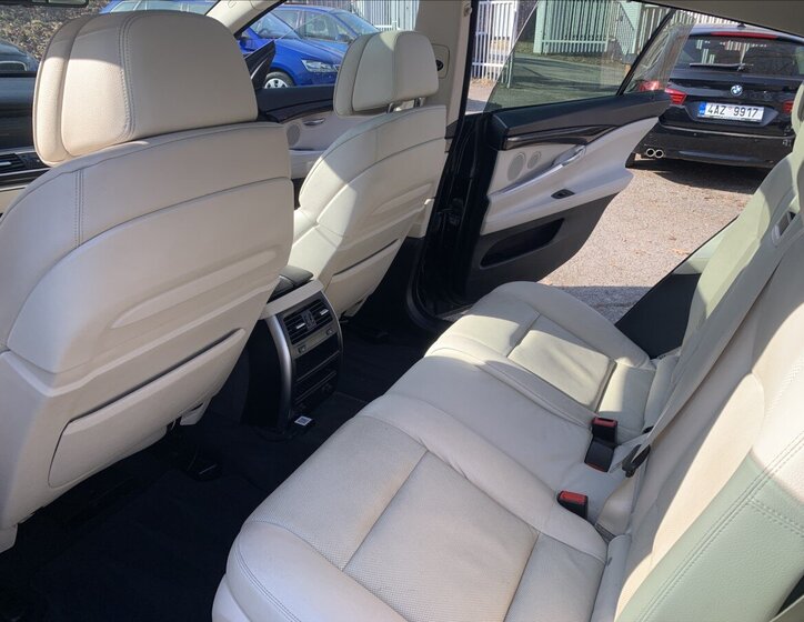 BMW Řada 5 Liftback 3,0 l 180 kw