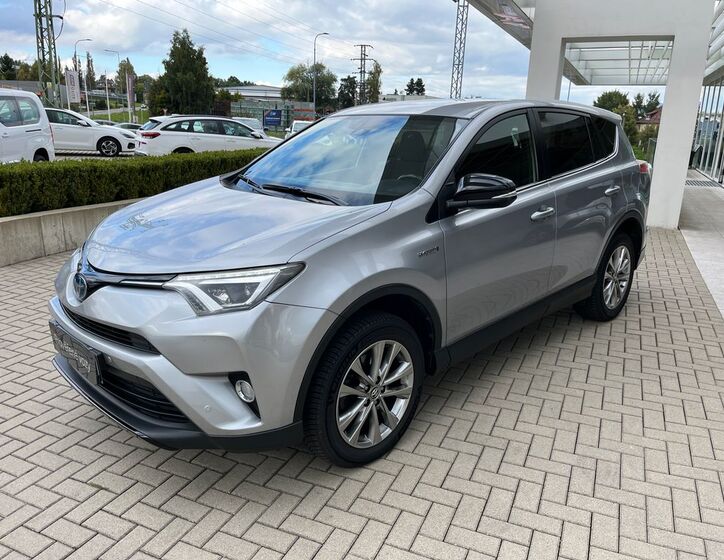 Toyota RAV4 2