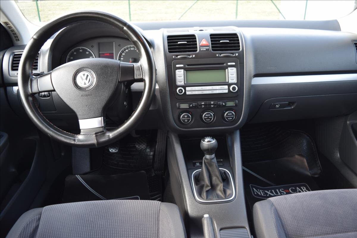 Volkswagen Golf Kombi 1,6 l 75 kw