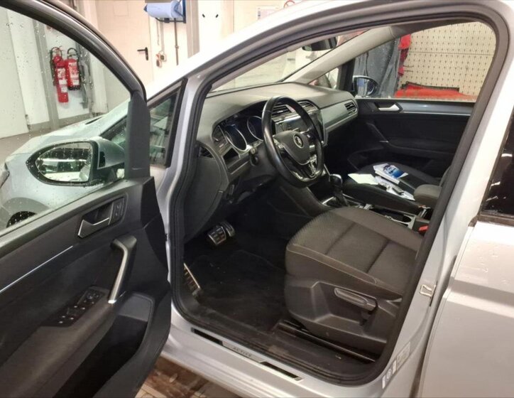Volkswagen Touran MPV 2,0 l 110 kw