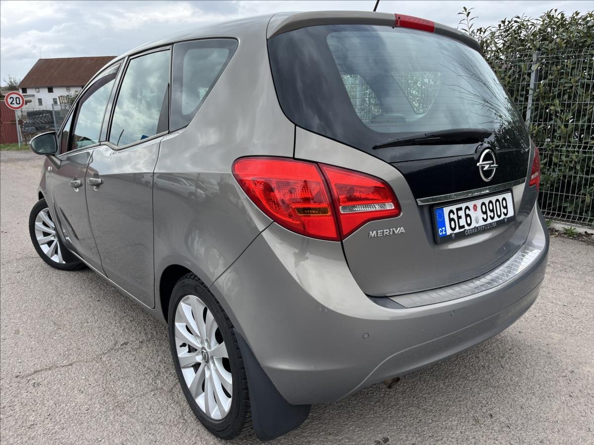 Opel Meriva MPV 1,4 l 88 kw