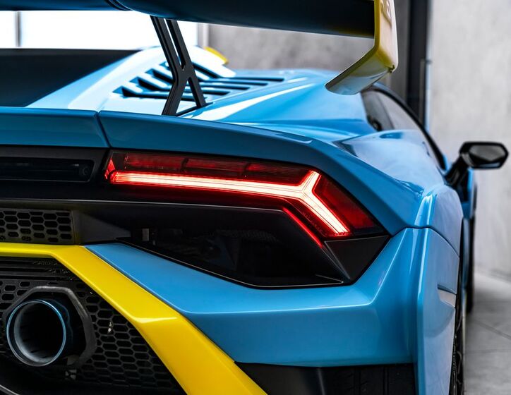 Lamborghini Huracán 10