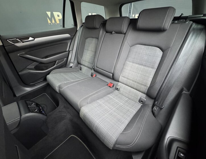 Volkswagen Passat Kombi 2,0 l 140 kw