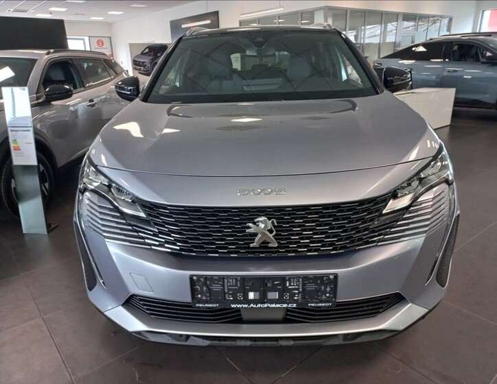 Peugeot 5008 9