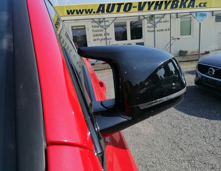 BMW X4 SUV / Terénní 3,0 l 375 kw