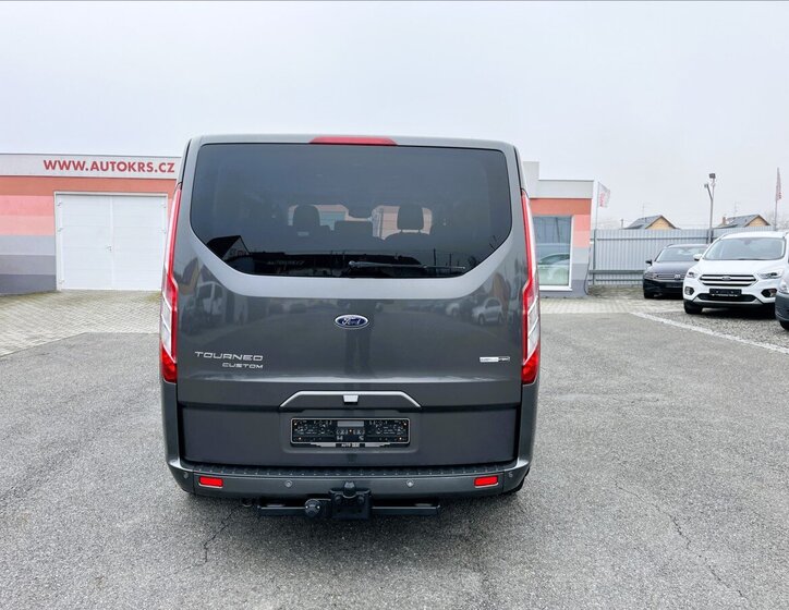 Ford Tourneo Custom Kombi 2,0 l 136 kw
