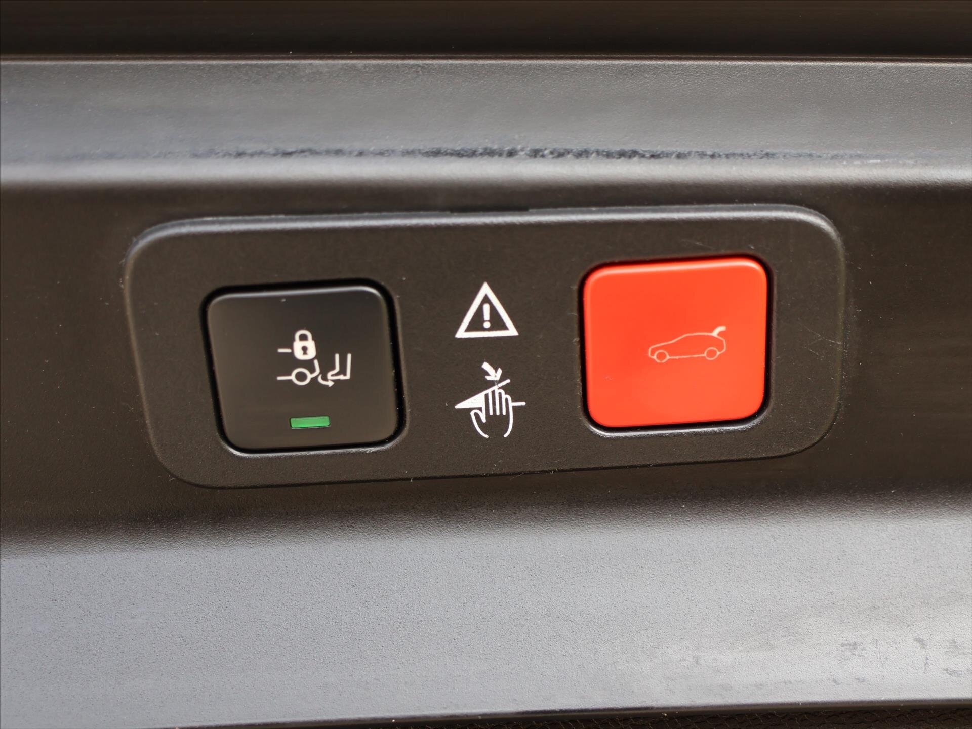 Peugeot 5008 SUV / Terénní 1,2 l 96 kw