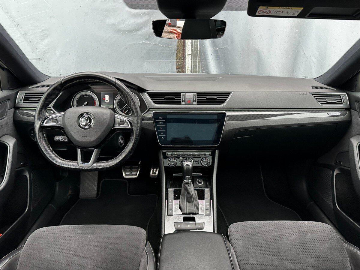 Škoda Superb Kombi 2,0 l 206 kw