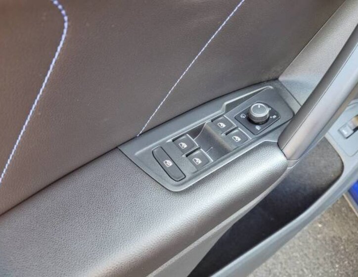 Volkswagen Tiguan SUV 2,0 l 235 kw