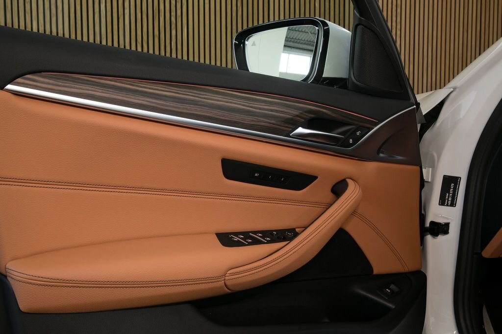 BMW Řada 5 Kombi 3,0 l 245 kw