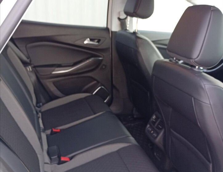 Opel Grandland Ostatní 2,0 l 130 kw