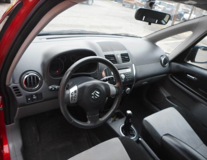 Suzuki SX4 Hatchback 1,6 l 88 kw