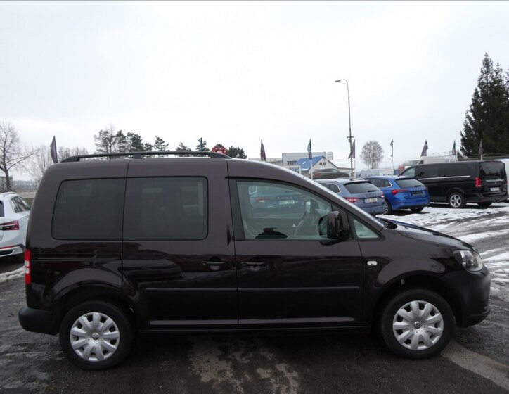 Volkswagen Caddy Kombi 1,6 l 75 kw