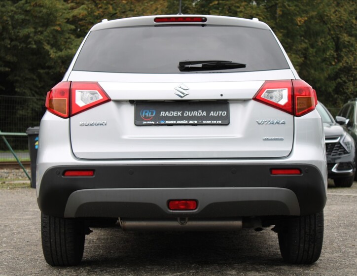 Suzuki Vitara 6