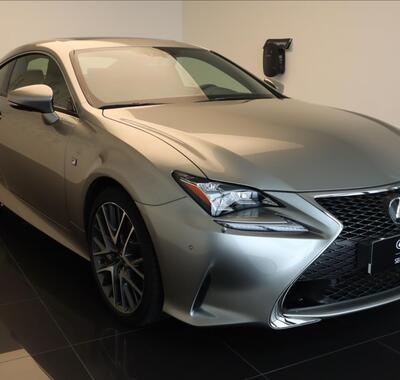 Lexus RC 200t 2