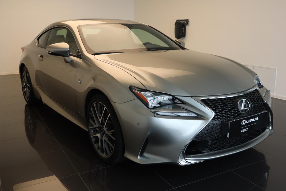 Lexus RC 200t