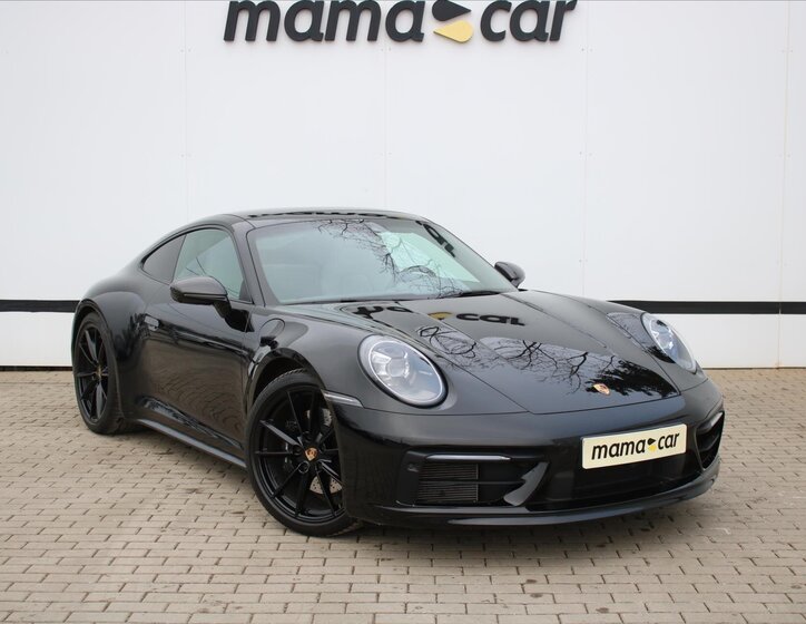 Porsche 911 Kupé 3,0 l 331 kw