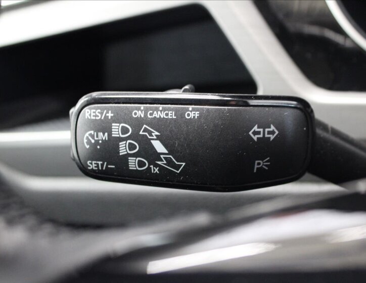 Volkswagen Touran MPV 1,2 l 81 kw