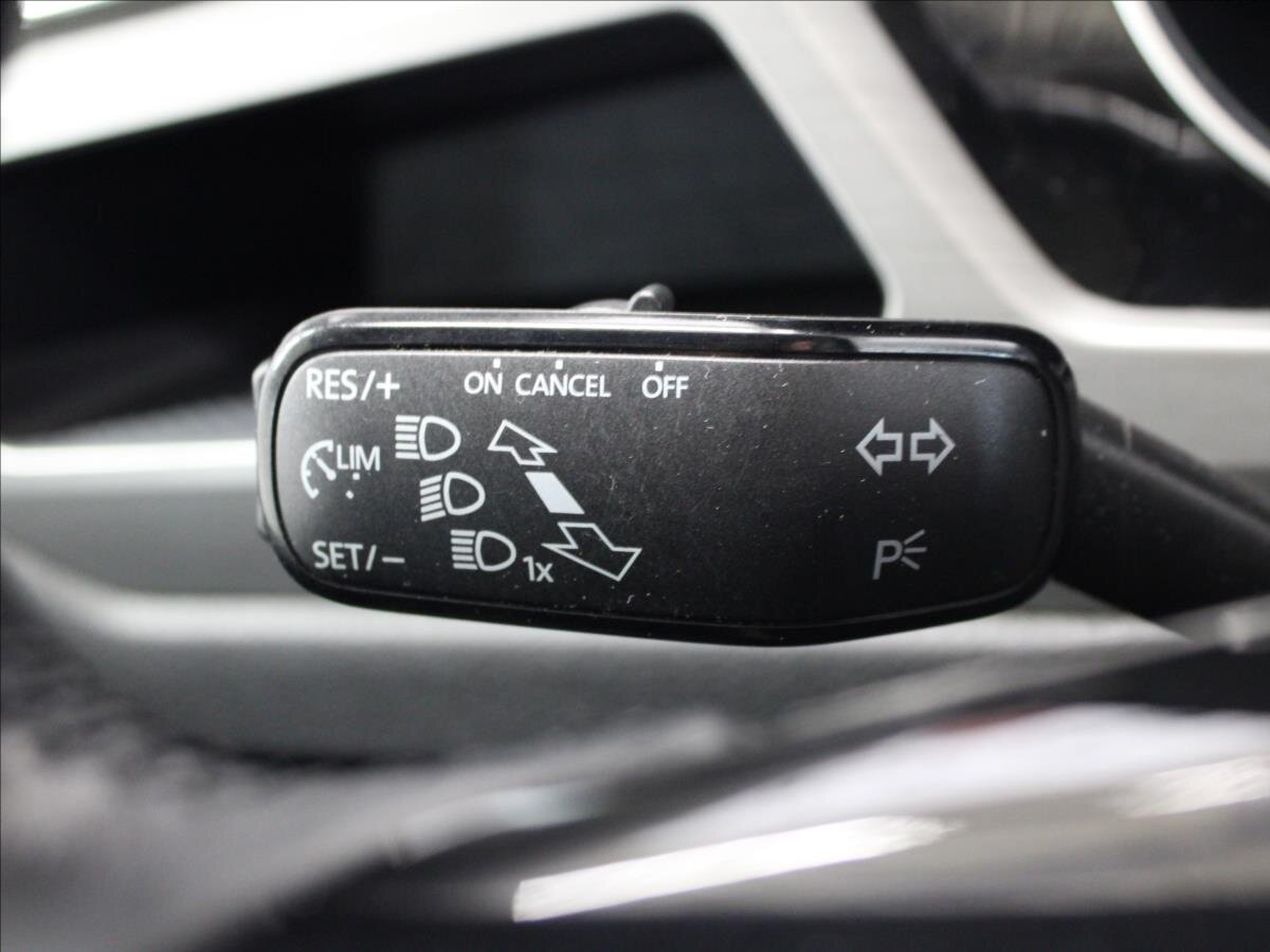 Volkswagen Touran MPV 1,2 l 81 kw