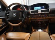 BMW Řada 7 Sedan 6,0 l 327 kw