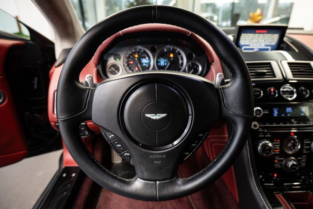 Aston Martin Vantage