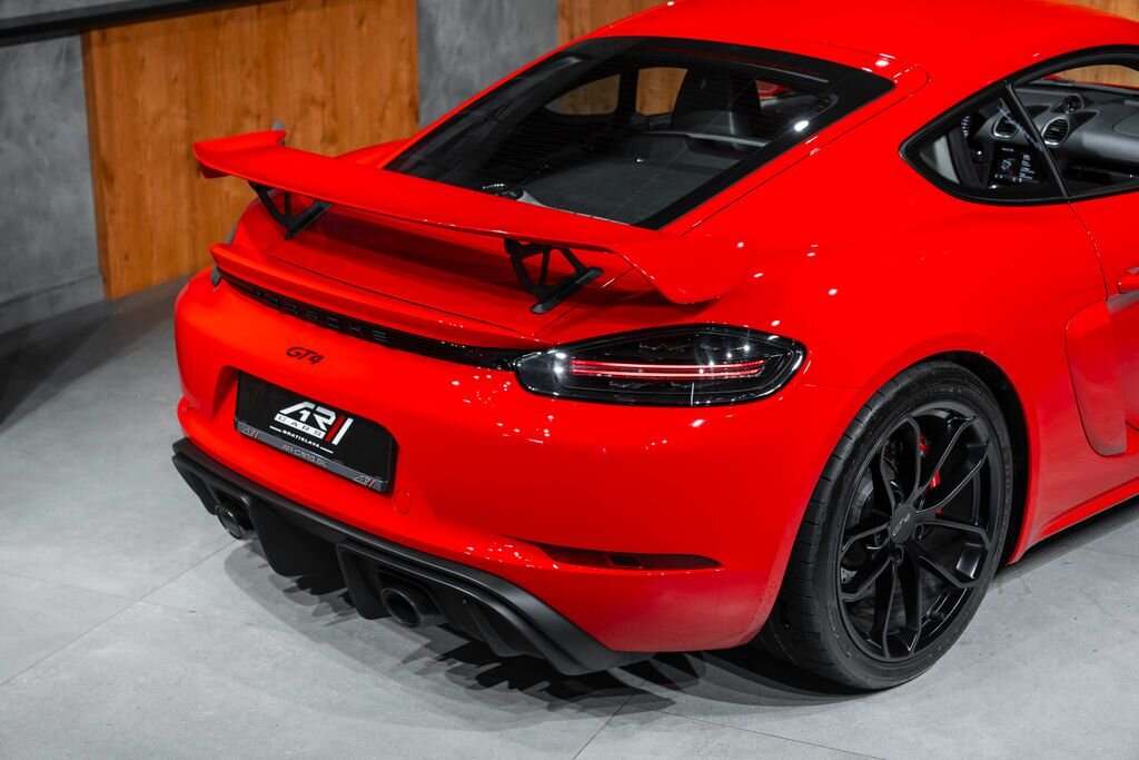 Porsche 718 Hatchback 4,0 l 309 kw
