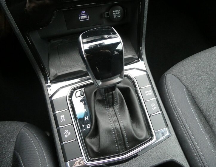 SsangYong Korando SUV / Terénní 1,5 l 120 kw