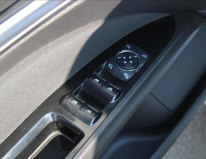 Ford Mondeo Kombi 2,0 l 110 kw