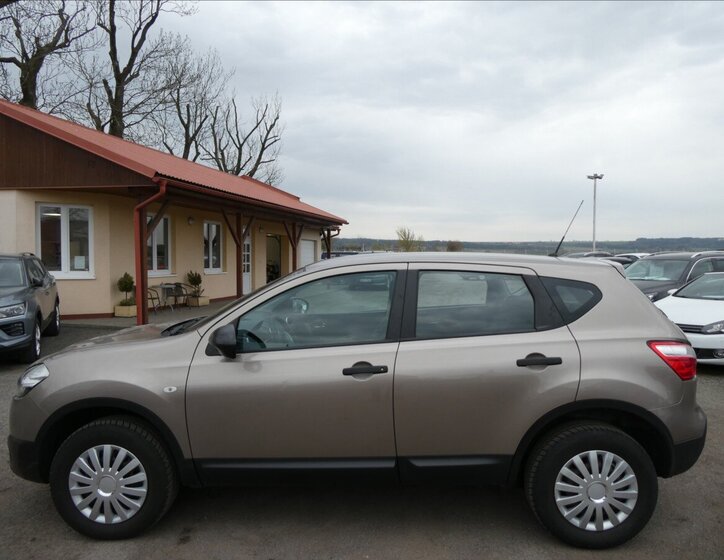 Nissan Qashqai SUV / Terénní 1,5 l 78 kw