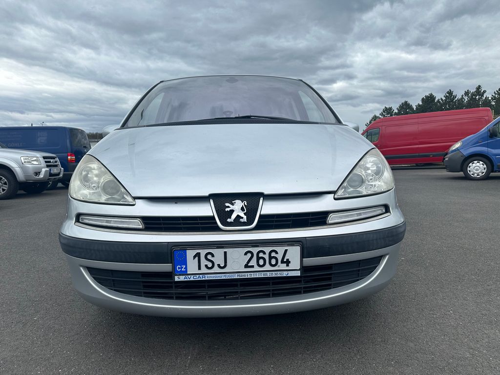 Peugeot 807