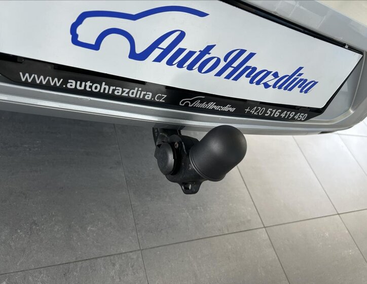 Volkswagen Passat Sedan / Limuzína 1,4 l 110 kw