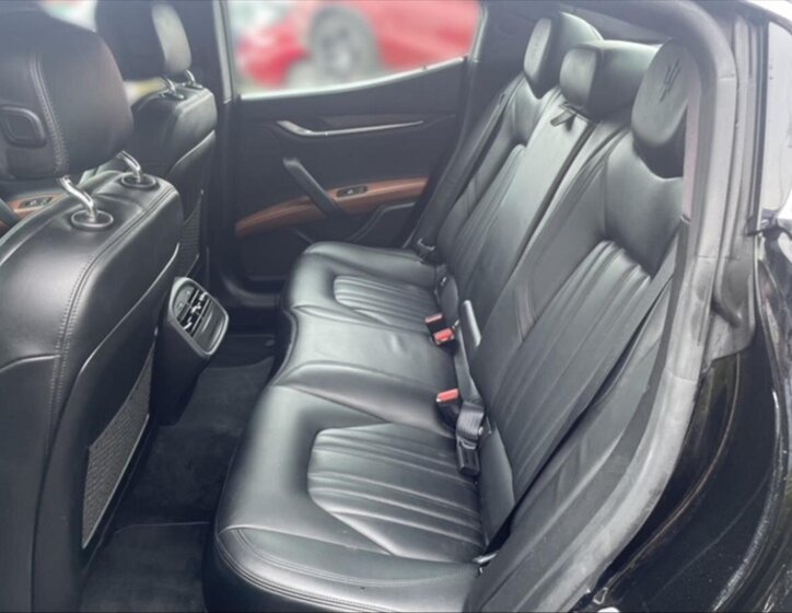 Maserati Ghibli Sedan / Limuzína 3,0 l 202 kw